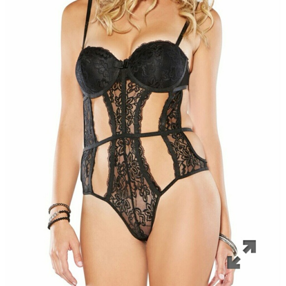 New Beautiful black lace body suits🌚